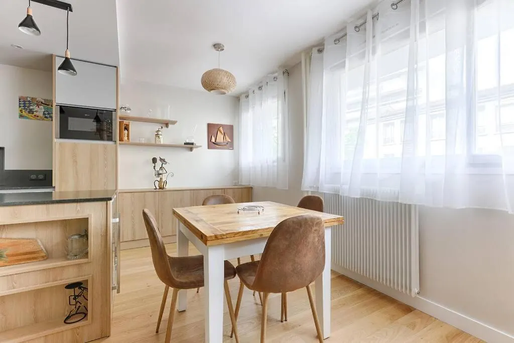 Superbe Appartement A Paris 15E Fransa
